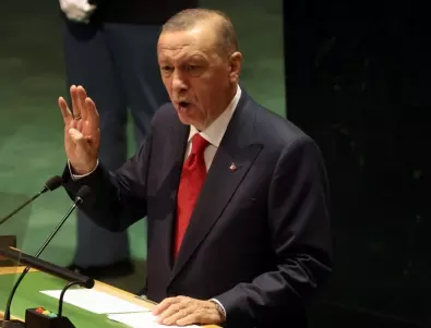 Преизбраха Ердоган за лидер на управляващата Партия на справедливостта и развитието