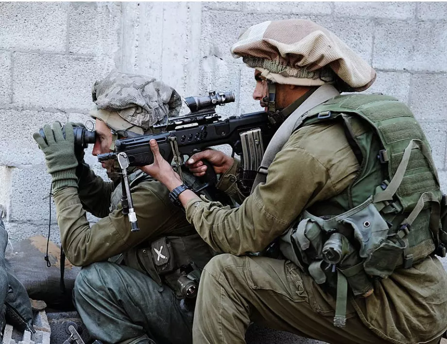 Защо Хамас свари неподготвен Израел: Все още ли израелската армия е една от най-добрите в света?