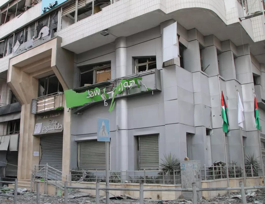 Потвърдено: Освободените от "Хамас" заложници вече се намират при Червения кръст