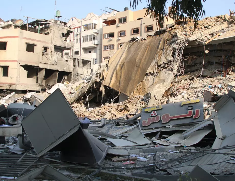 Лидерите на ЕС призоваха за хуманитарни коридори и паузи на въздушните удари в Газа