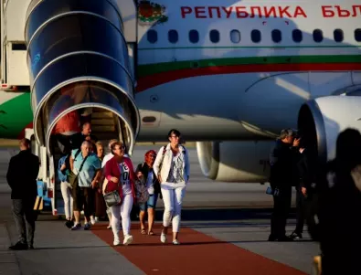 Правителството готово да прибере всички българи от Израел, мерките по летищата са засилени