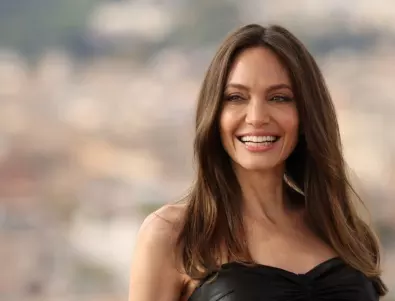 Вижте първи кадри на Анджелина Джоли като Мария Калас (СНИМКИ)