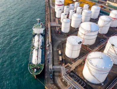 ЕС измисли как да спира танкерите с руски петрол по незаконния им път към пазарите