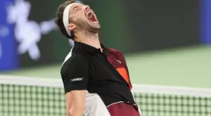 {{ otherArticle[0].article.title }}