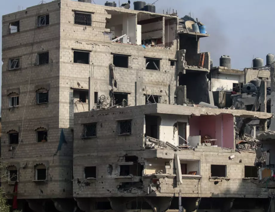 Започва ли сухопътна офанзива? Израел даде само два часа за евакуация на болница в Газа
