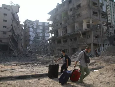Израел засилва бомбардировките над Газа (ВИДЕО)