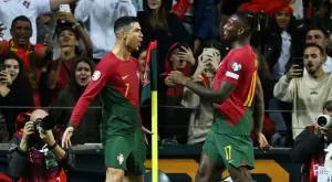 {{ otherArticle[0].article.title }}