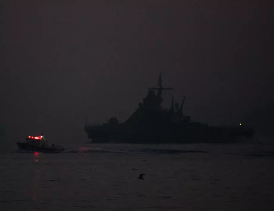 Русия барикадира Черноморския си флот, за да го пази от морски дронове (СНИМКИ)