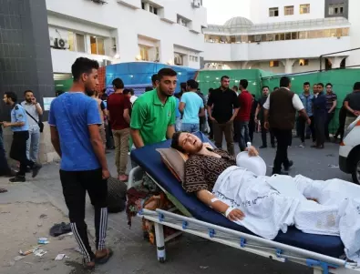 Десетки палестинци са убити, докато чакат помощи в Газа: Израел отрече да стои зад атаката