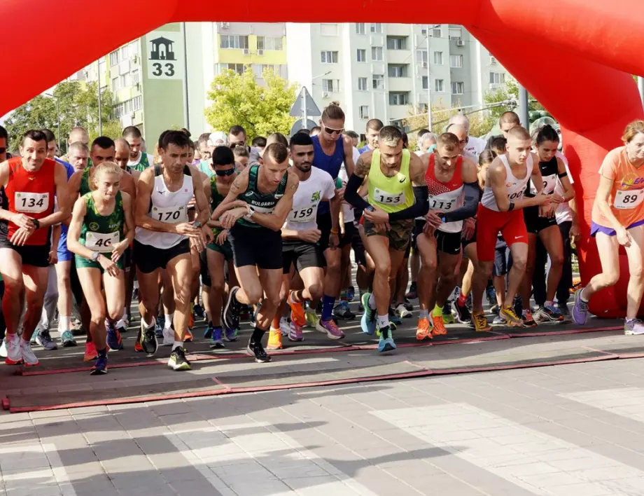 „Beroe 5K Road Race“ събра стотици бегачи в Стара Загора