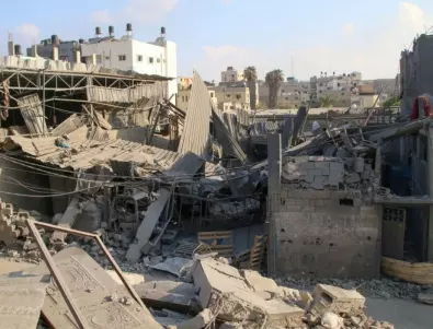 ООН: Близо 70% от убитите в Газа са деца и жени