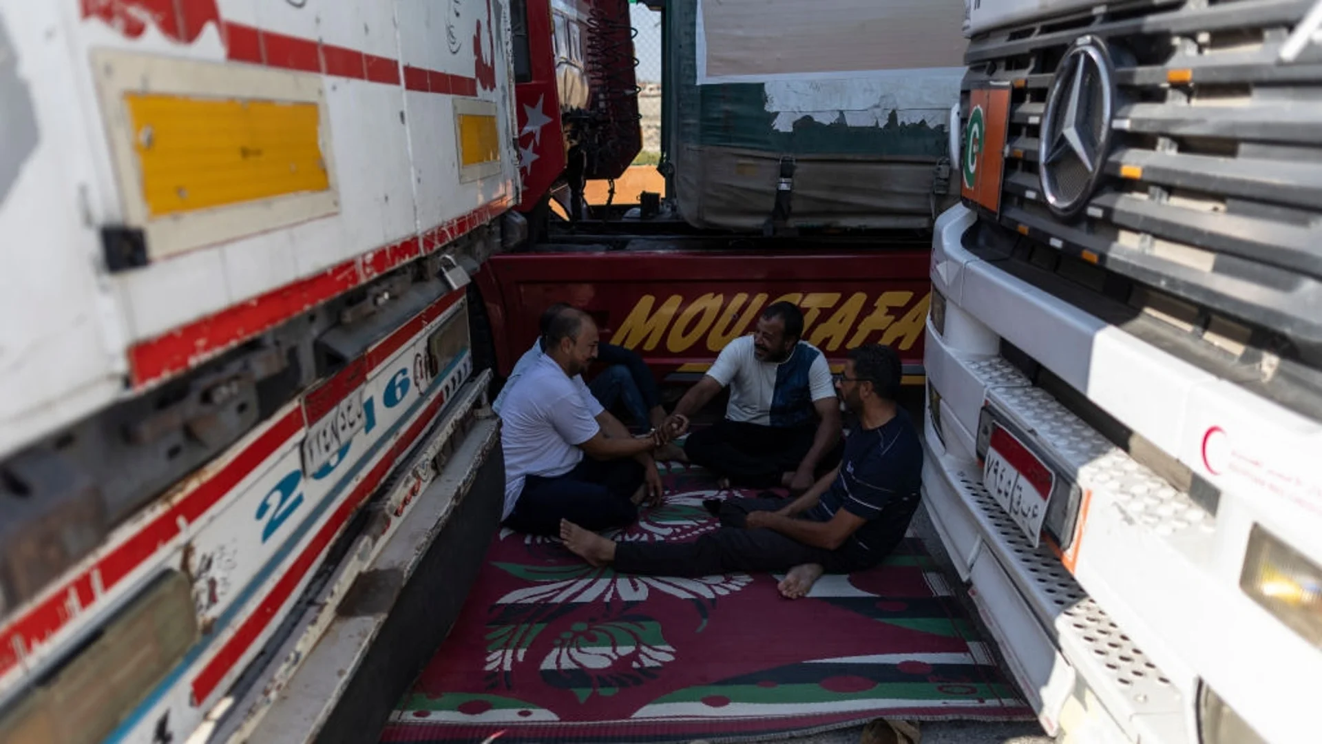 Удар в Газа уби служители на международна благотворителна организация (ВИДЕО)