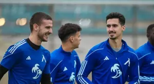 Левски среща феновете с двама от настоящите си играчи преди мача с Локо Пд