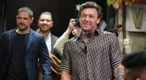 {{ otherArticle[0].article.title }}