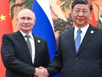 Путин ласкае Си Дзинпин и промотира китайската 
