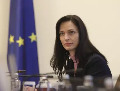 Мария Габриел предложи посланици в 6 страни, включително Украйна