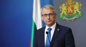 Падна първа "глава" след протеста, премиерът: Поисках становище от УЕФА и ФИФА