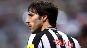 Нюкасъл сложи край на мълчанието и проговори за Сандро Тонали