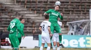 {{ otherArticle[0].article.title }}