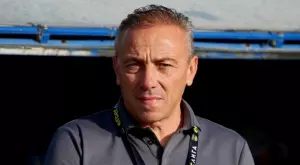 Илиан Илиев с първа голяма промяна: Отнема капитанската лента на Десподов?