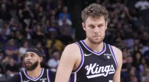 Ефективен Везенков с двуцифрен брой точки срещу Голдън Стейт, но Стеф Къри не остави шанс на Сакраменто (ВИДЕО)