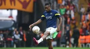 Бивш футболист на Челси вкара на Лудогорец след голяма грешка на Оливие Вердон (ВИДЕО)