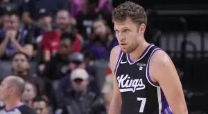 Край на мъките за Александър Везенков в Кингс? Отвъд океана отново се заговори за трансфер