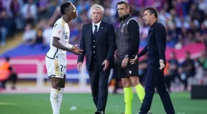 Нищо не е на шега в Ел Класико: Шави нашамари претенциозния Винисиус (ВИДЕО)