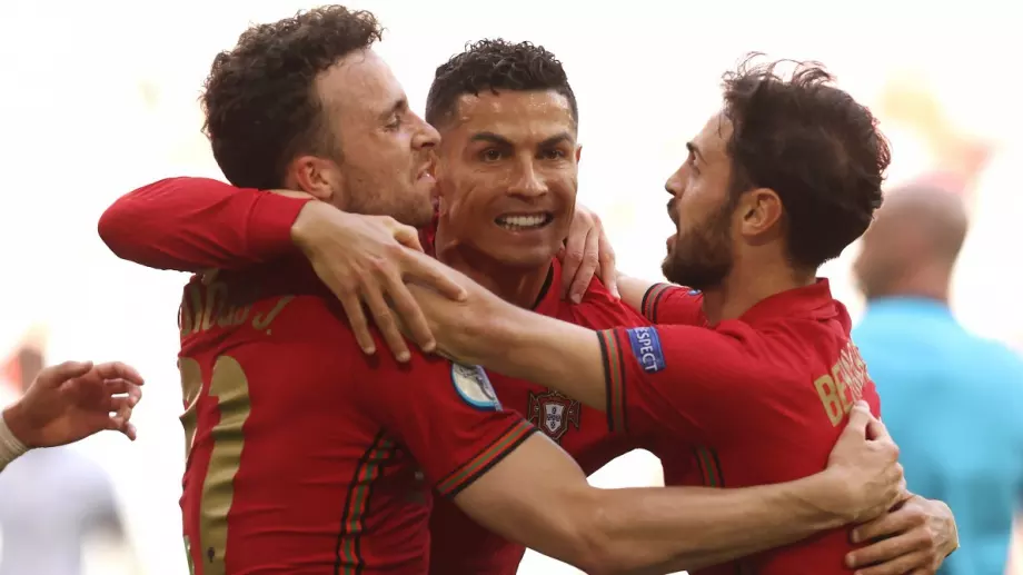 Само чудо може да спре Португалия да е над всички: 38-годишен Кристиано Роналдо на прага на нов подвиг