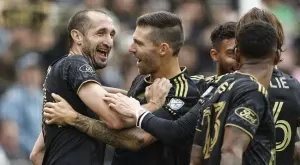 Филип Кръстев не игра в първия, 7-голов, 1/8-финал на Лос Анджелис ФК в МЛС (ВИДЕО)