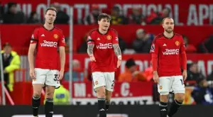 „Клубът се превърна в гробище за тях“! Легенда на Манчестър Юнайтед с унищожителна критика