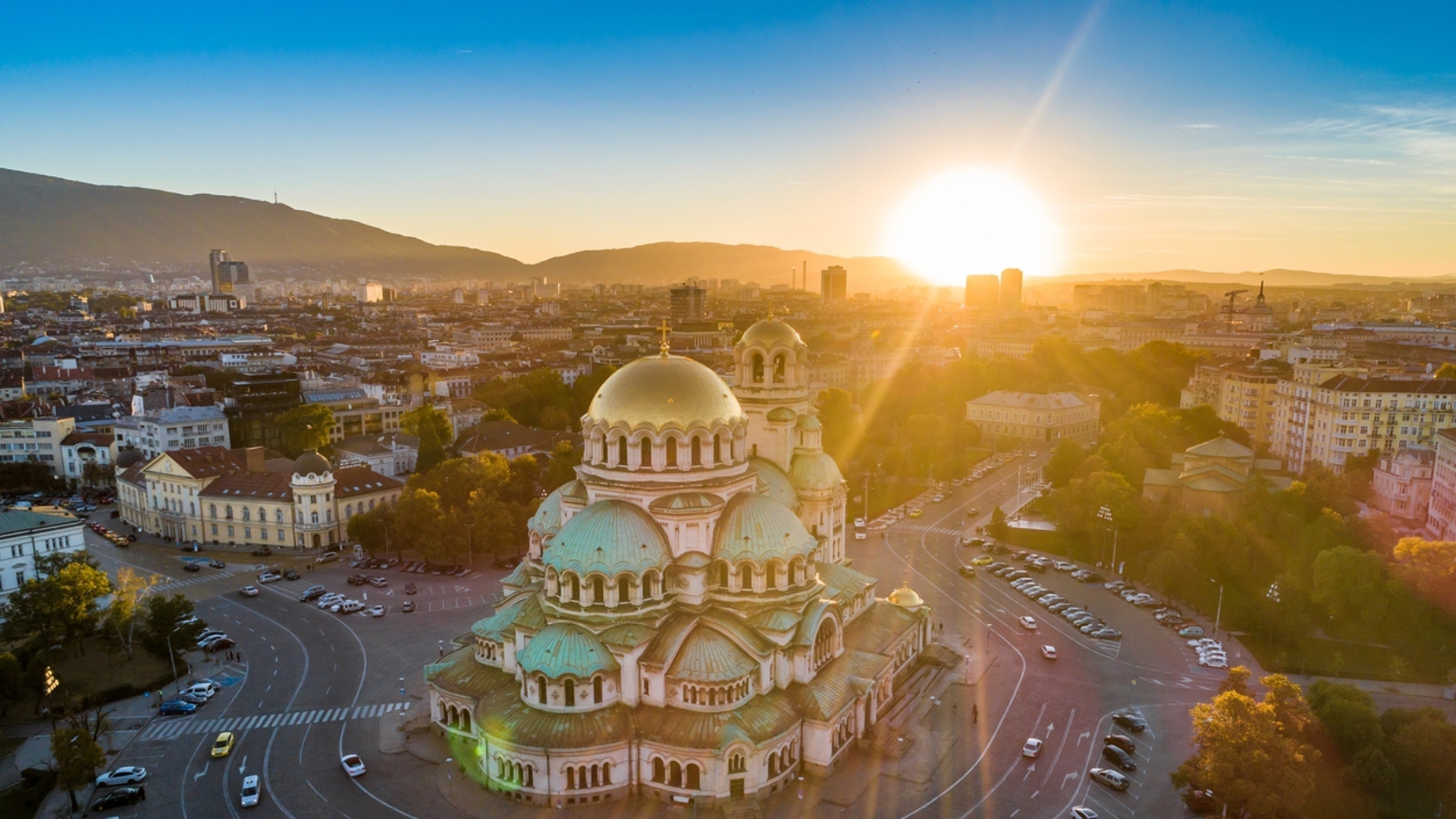 Топ 10 на най-посещаваните места в България от чуждите туристи (СНИМКИ ...