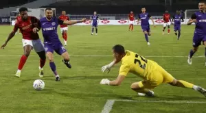 {{ otherArticle[0].article.title }}