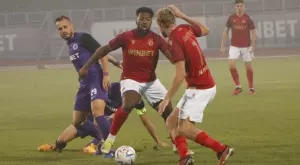 {{ otherArticle[0].article.title }}