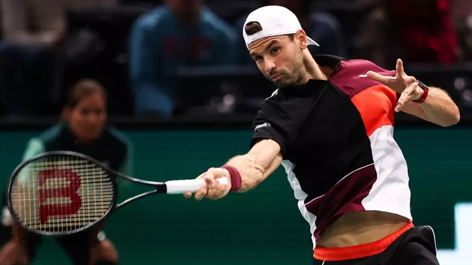 Тенис наслада: Най-красивите и ключови точки от Димитров срещу Циципас на Мастърса в Париж (ВИДЕО)