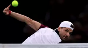 {{ otherArticle[0].article.title }}