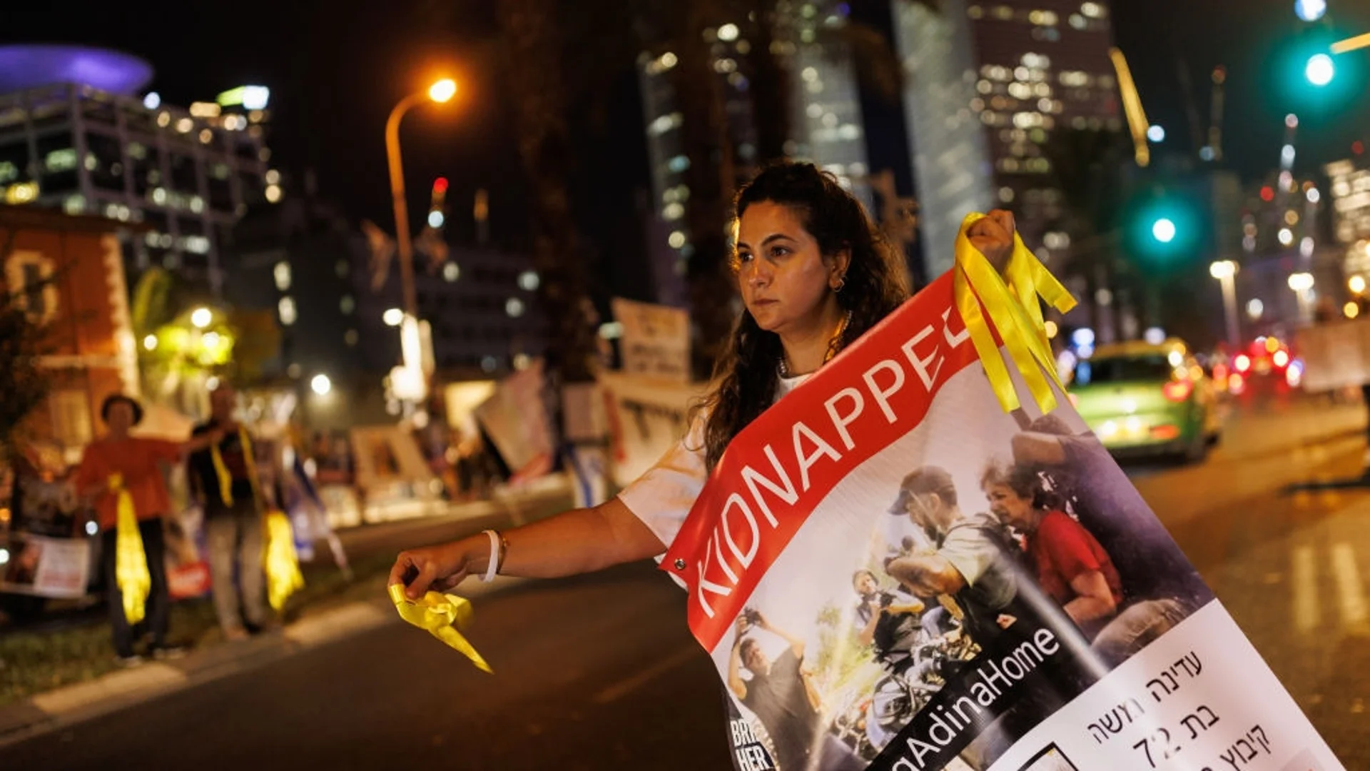 "И в този момент изнасилват някого": ужасът на заложниците, взети от "Хамас"