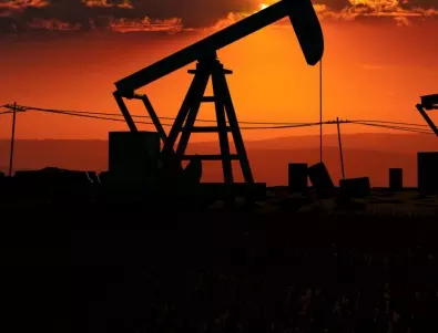 Очаквания за лихвите в САЩ повлияха на петролните цени
