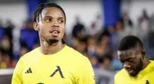 Левски избира между петима за заместник на Жереми Петрис, всичките са чужденци