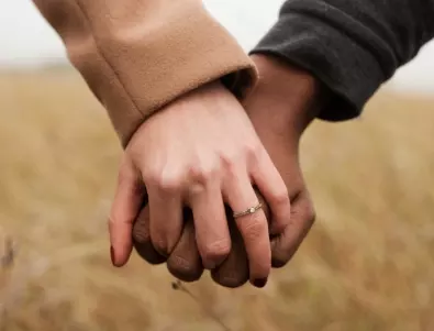В Шотландия се приема закон, според който жена може да предложи брак на мъж