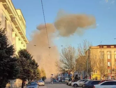 Мощен взрив в окупирания Донецк - ударен е център, обучаващ руски оператори на дронове (ВИДЕО)