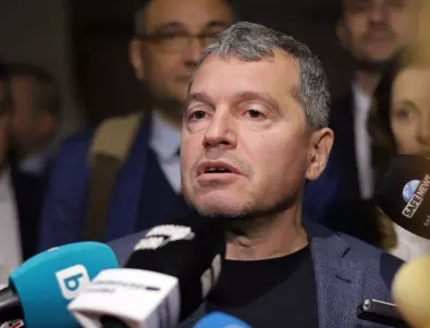 Тошко Йорданов съобщи, че Кирил Петков е осъден за лъжа по адрес на Слави Трифонов