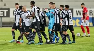 След 48 дни Локомотив Пловдив победи в Първа лига измъчено и с автогол (ВИДЕО)