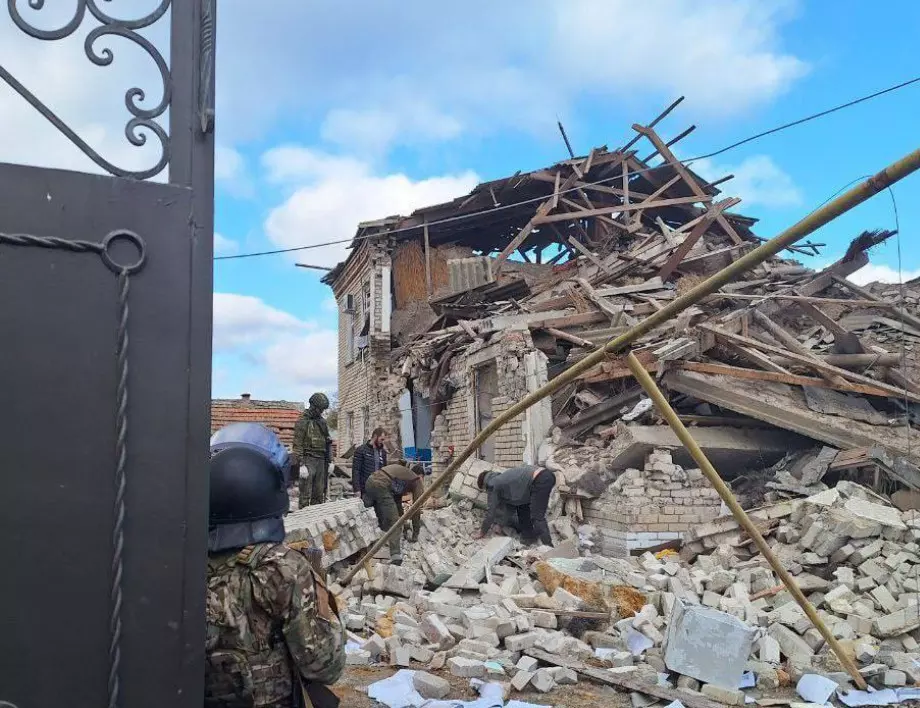 Руски медии: При вчерашния удар по Скадовск са загинали 10 руски офицери (СНИМКИ)