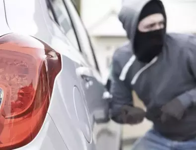 Полицията със съвети към шофьорите: Не правете това, ако не искате да ви откраднат колата