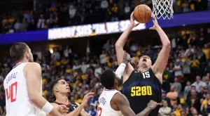 Никола Йокич пак преподава: Денвър отново безгрешен, а кризата в Клипърс продължава (ВИДЕО)