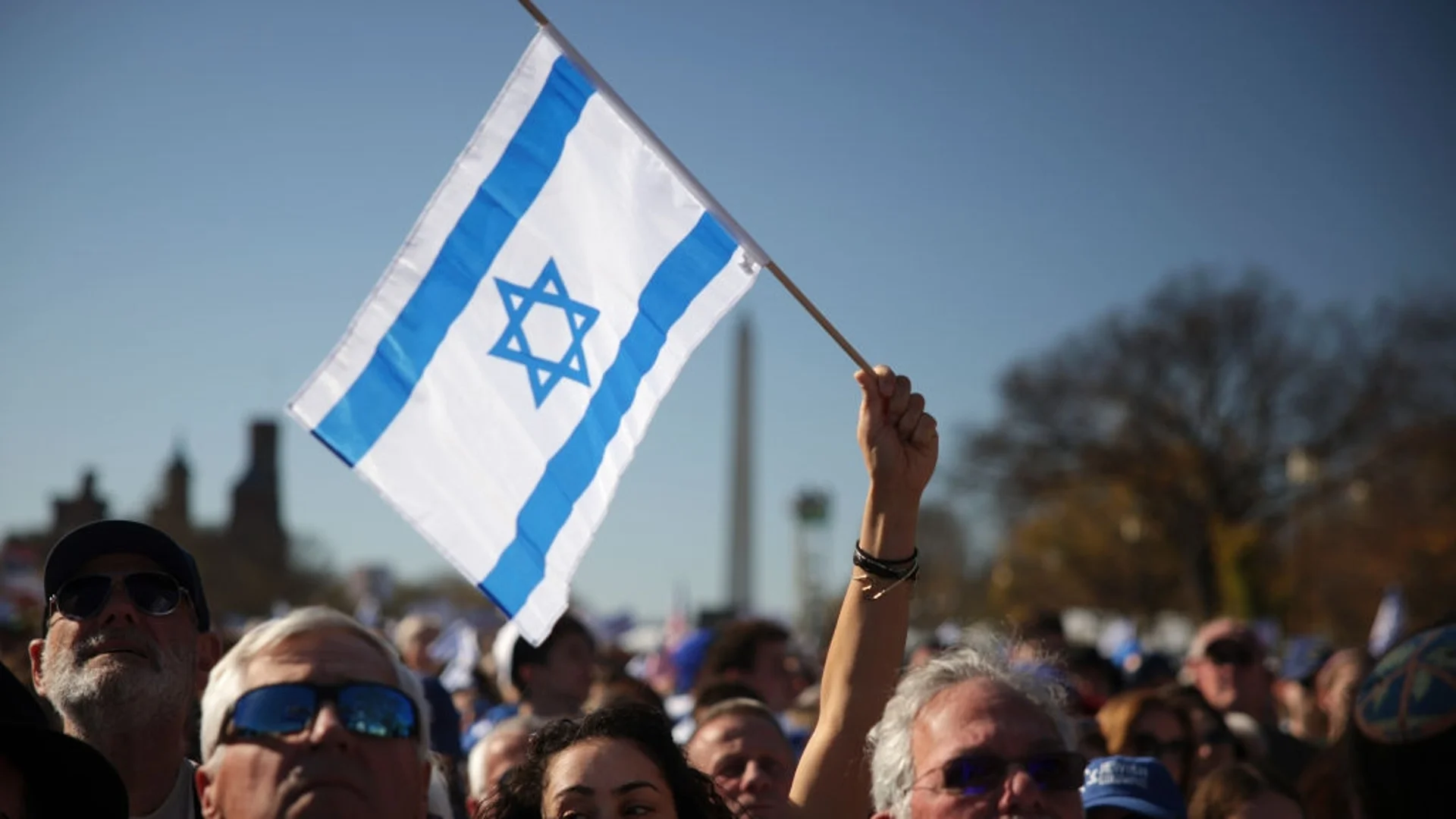 Израел: Трябва да се увеличи натискът върху Иран, за да се избегне ескалация