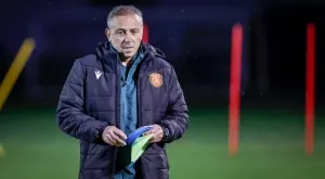 {{ otherArticle[0].article.title }}