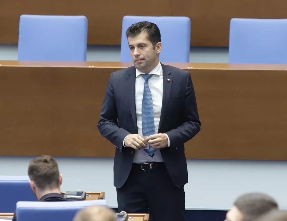 "Жълта атака": Кирил Петков каза какво е обсъждал на срещата си със Спас Русев (СНИМКИ)