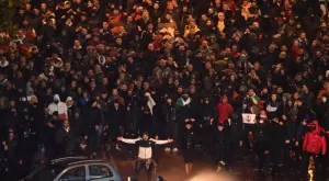 {{ otherArticle[0].article.title }}